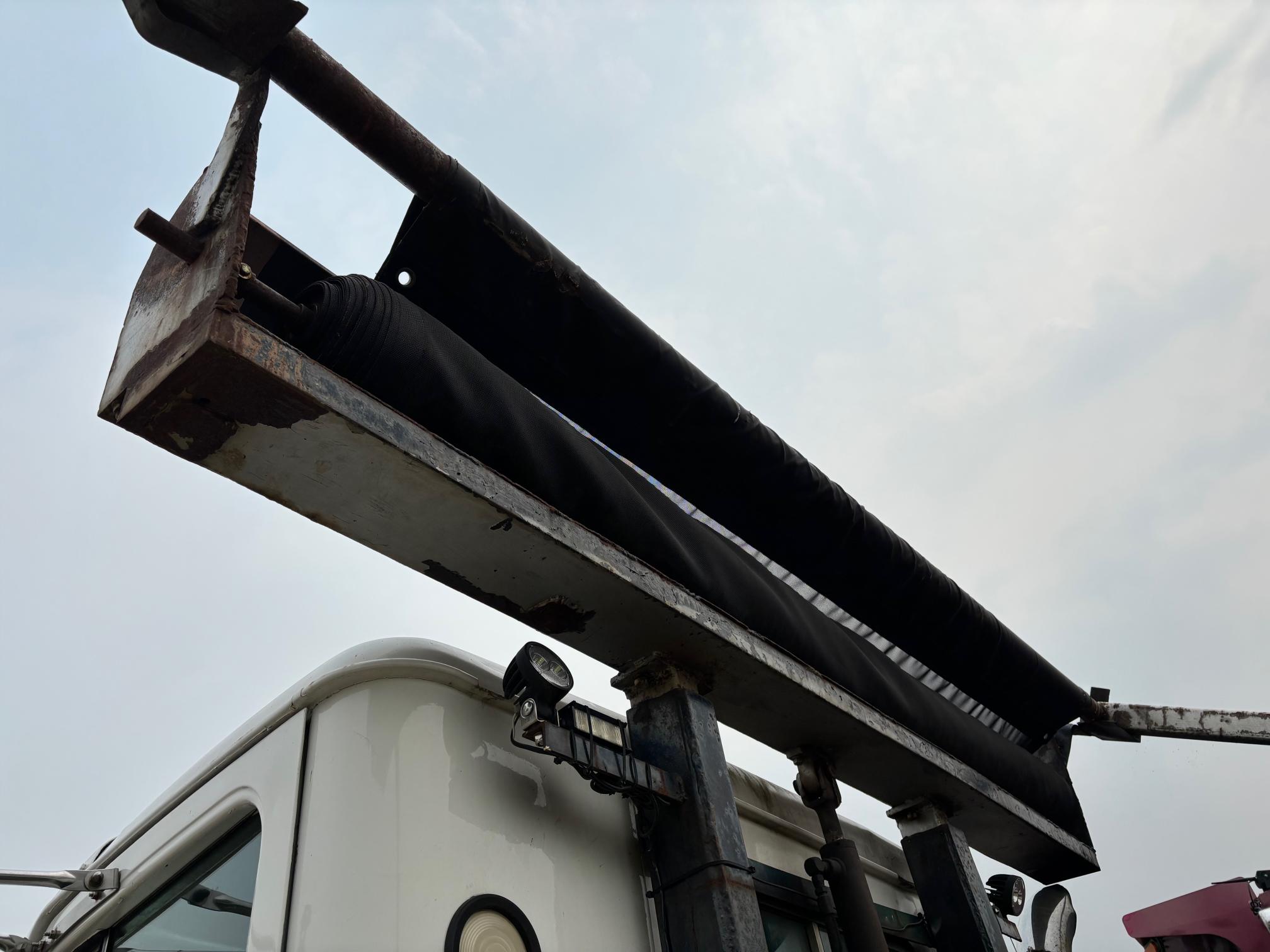 1988 AUTOCAR Roll-off - Image 23